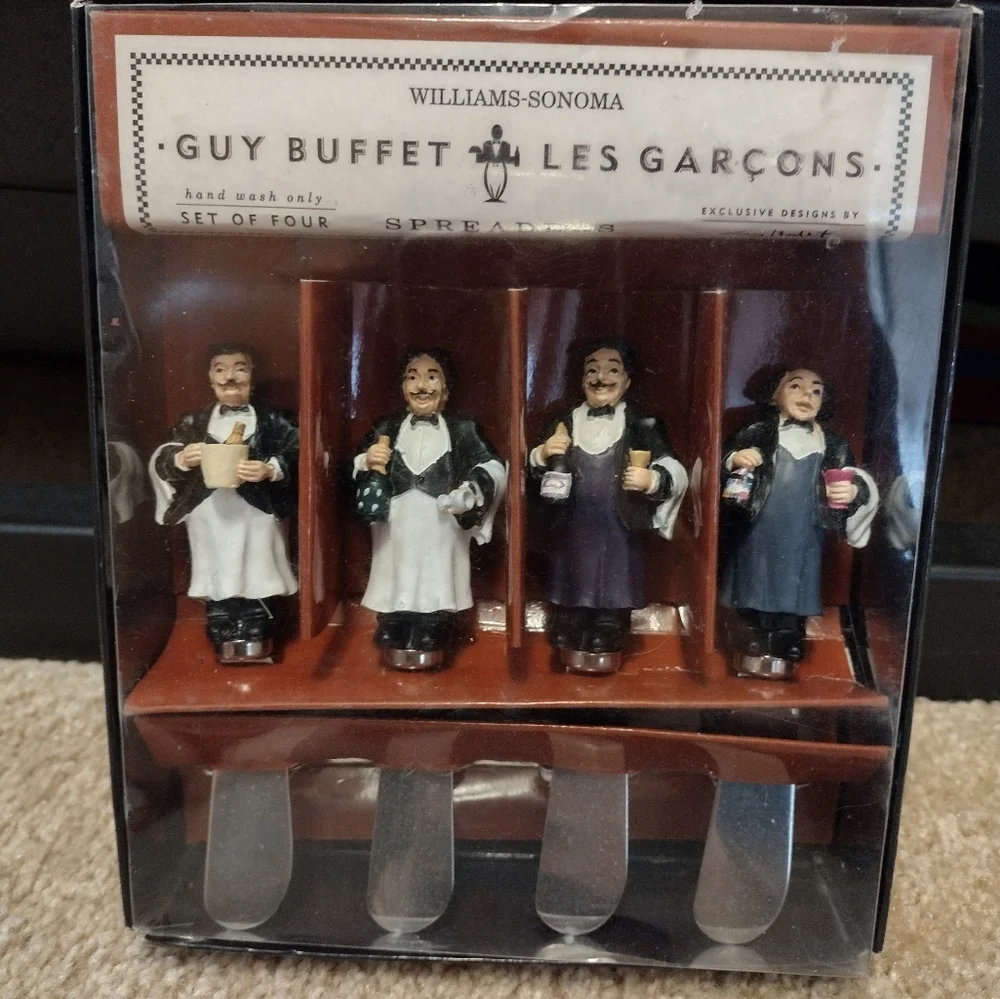 Williams Sonoma Guy Buffet Les Garcons Set of 4 Spreaders